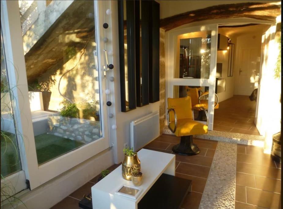La Vue Sur Le Mont Ventoux, Appartement & Parking كيران المظهر الخارجي الصورة