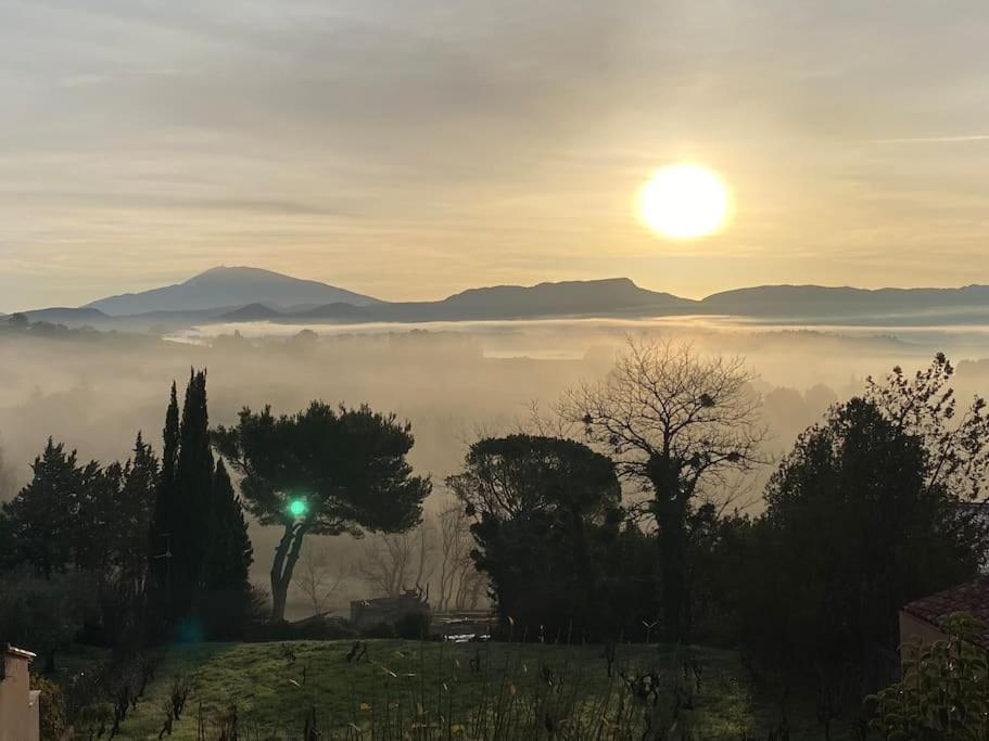 La Vue Sur Le Mont Ventoux, Appartement & Parking كيران المظهر الخارجي الصورة