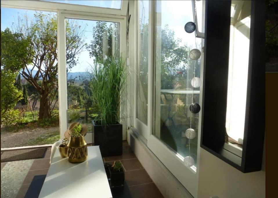 La Vue Sur Le Mont Ventoux, Appartement & Parking كيران المظهر الخارجي الصورة